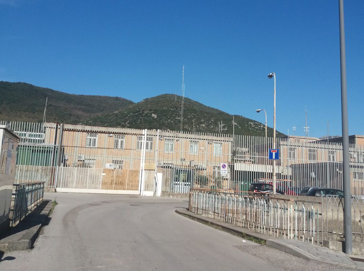 Evade dal carcere di Fuorni, 29enne cilentano inseguito e bloccato