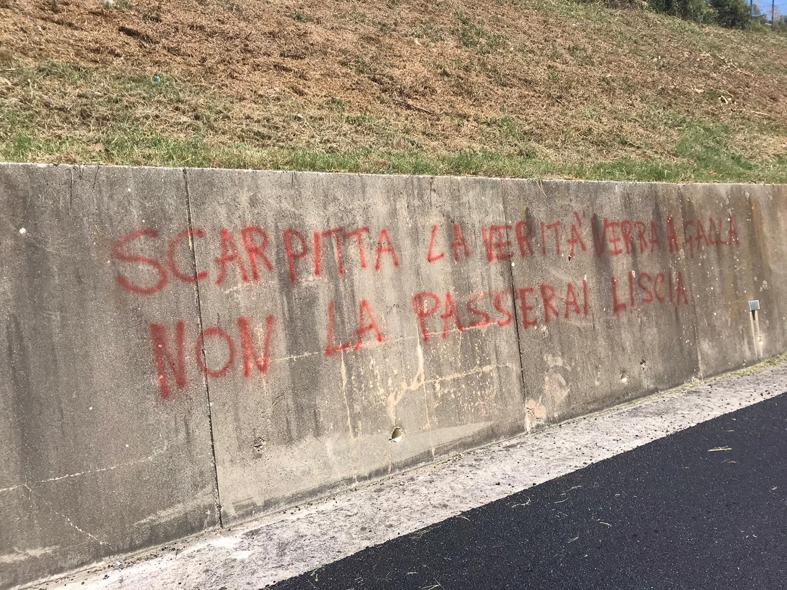 «Attento Scarpitta», ancora scritte minacciose contro il sindaco di Camerota