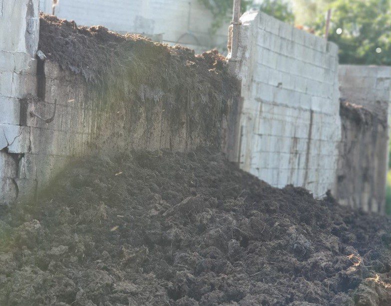 Sversamento rifiuti, sequestri nell’azienda di bufale a Palomonte