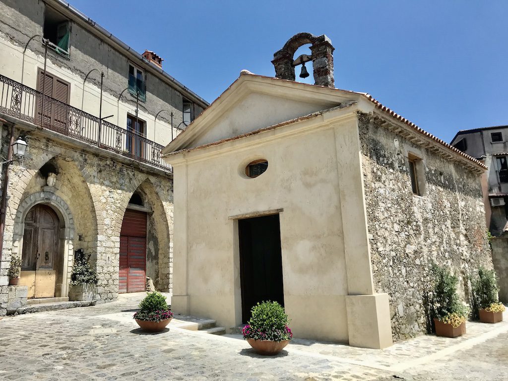 San Giovanni a Piro, dopo 50 anni torna alla luce l’antica cappella di Santa Rosalia
