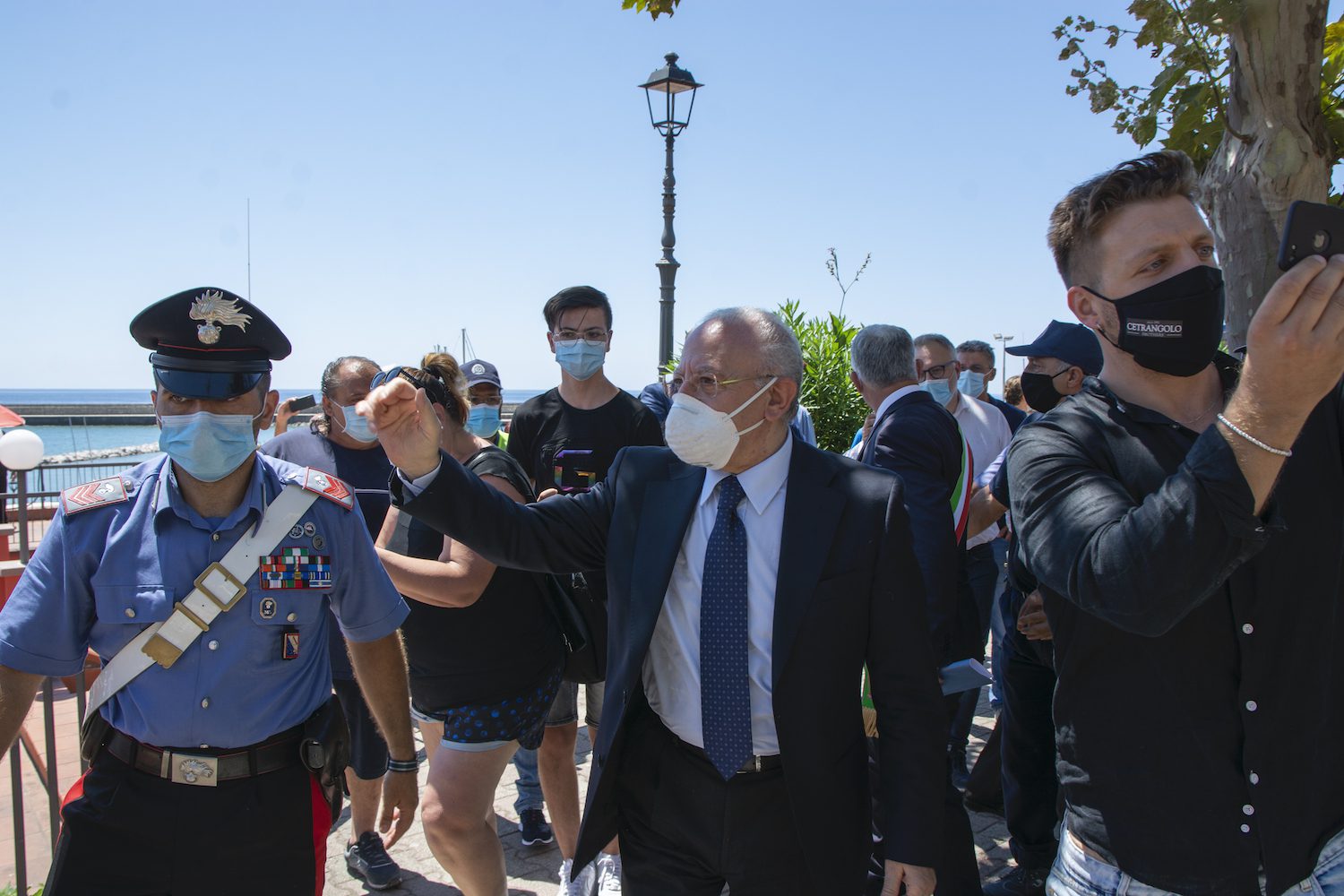 Covid, De Luca: «Mantenere rigore o avremo altri mesi calvario»