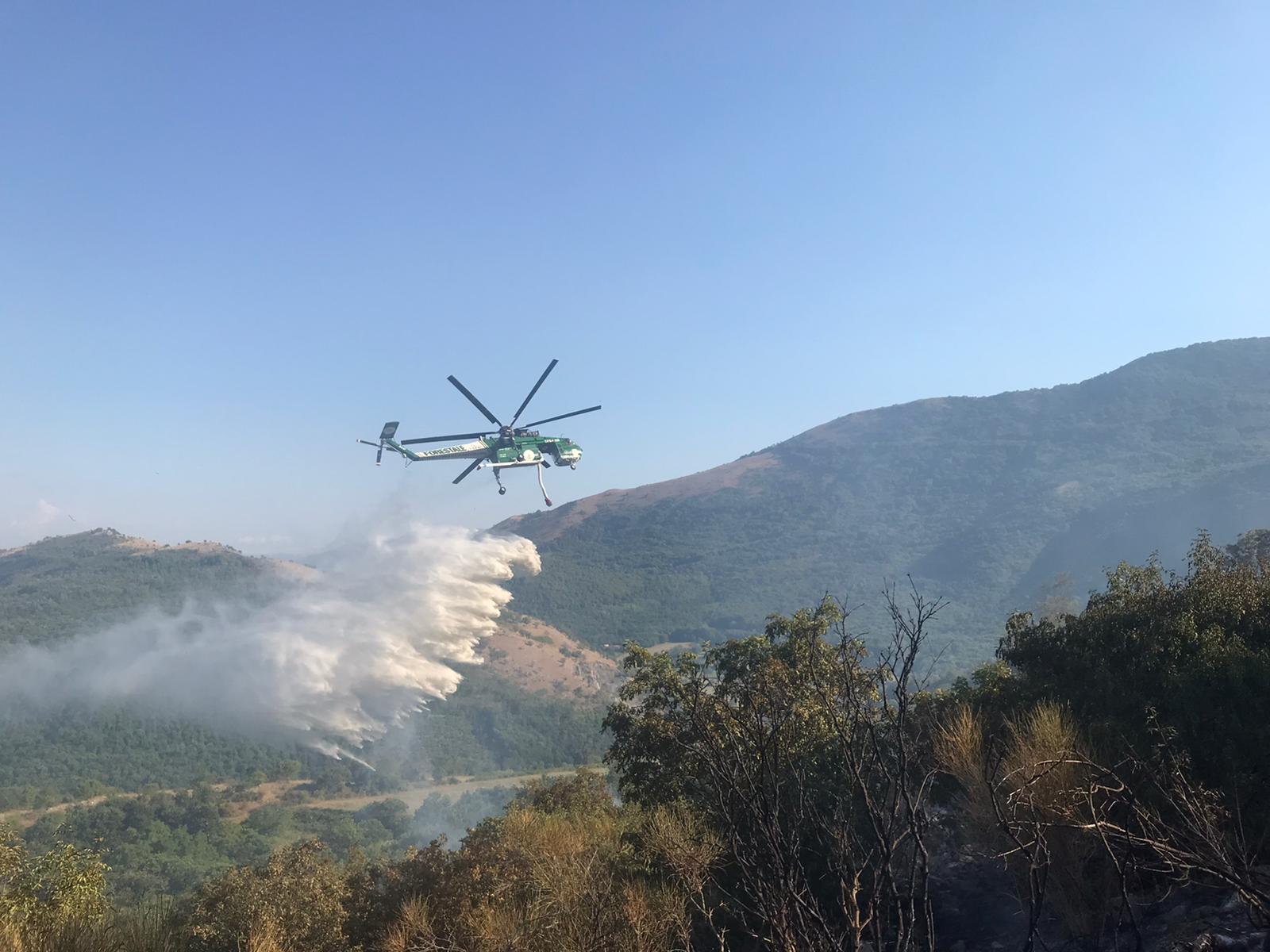 Una task force per domare gli incendi di Polla