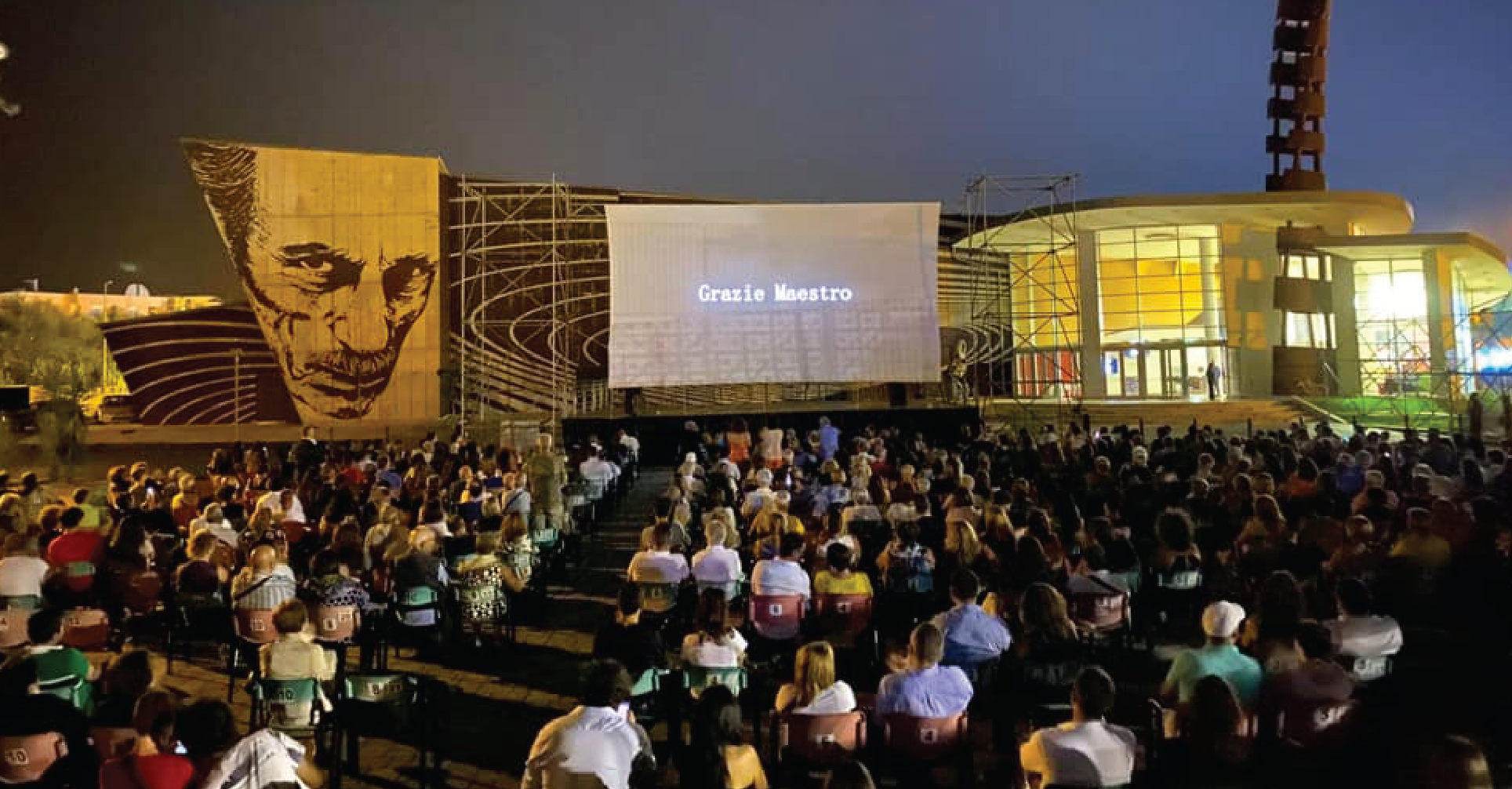 Agropoli, virus trasforma teatro ‘De Filippo’ in arena sotto le stelle: «Spettacoli sicuri»