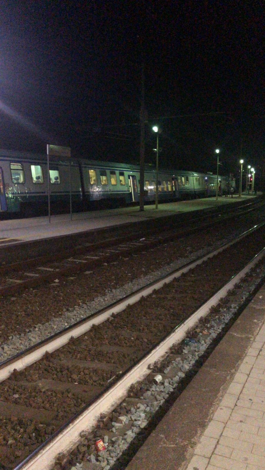 Treno bloccato alla stazione di Pisciotta: sul posto i carabinieri