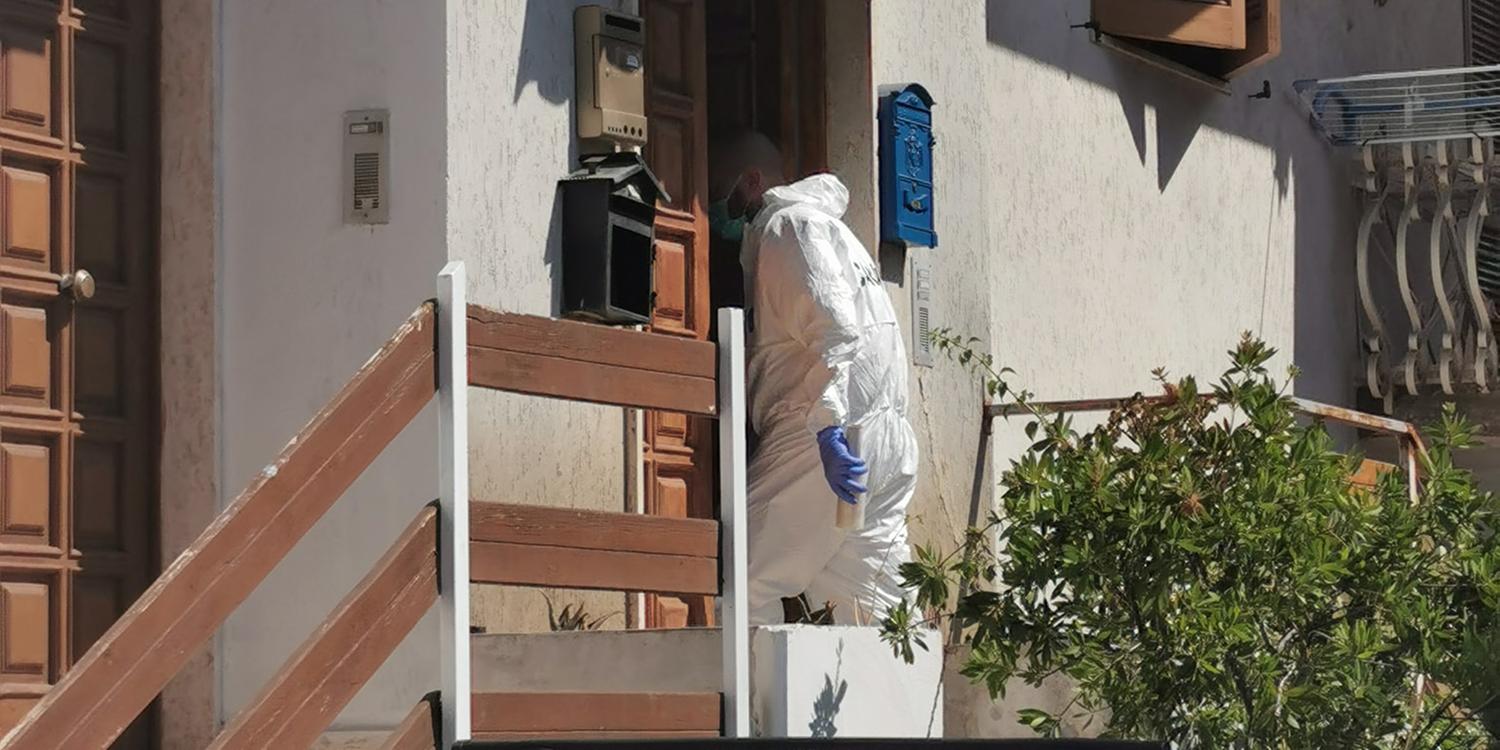 Neonata uccisa, i Ris setacciano la casa a Roccapiemonte