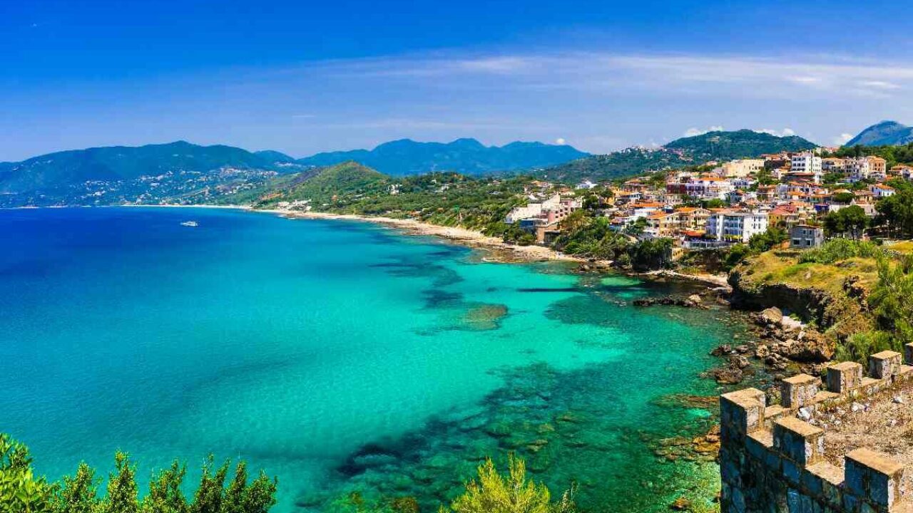 Palinuro, doppia bandiera blu per le spiagge e per il porto