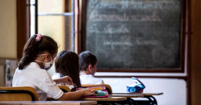 Campania, presidi a De Luca: “Chiudere scuole è sconfitta, pagano ragazzi più fragili”