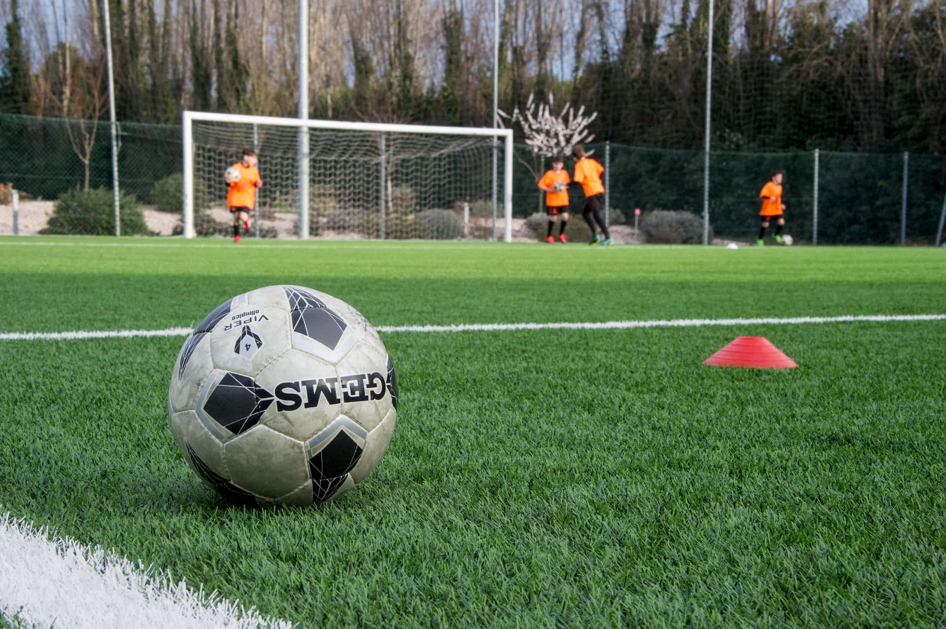 Focolaio in scuola calcio: positivi 5 baby calciatori