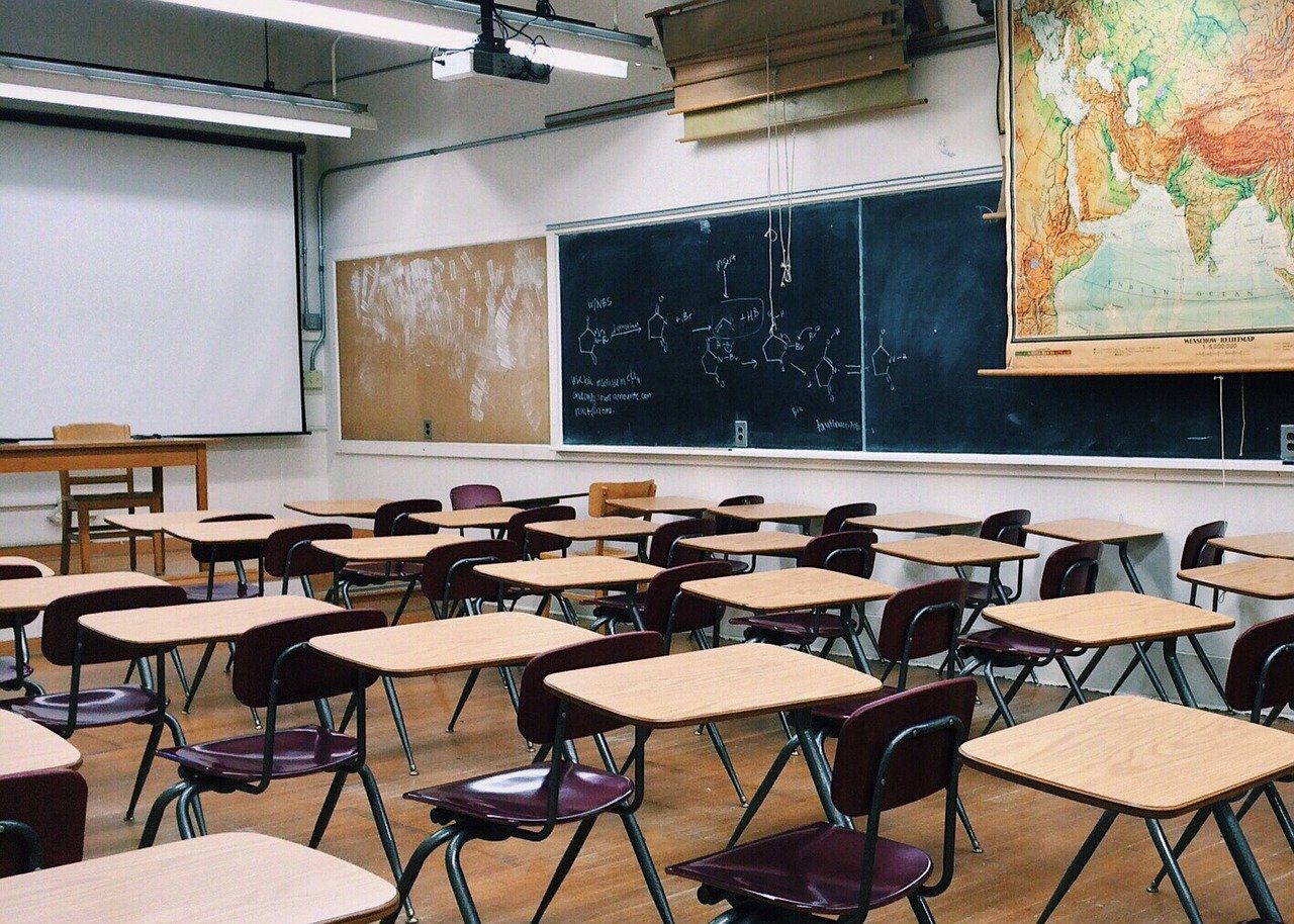 Capaccio, caso covid scuola: negativi tamponi su alunni e insegnanti