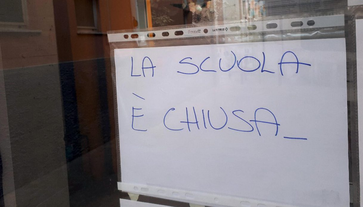 Sindacati contro i presidi: «Illecito ricorrere alla Dad per chiusura scuola a causa del maltempo»