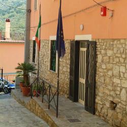 Salgono positivi al Covid: uffici comunali chiusi a Montecorice