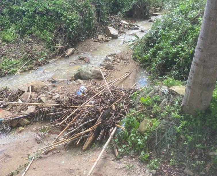 Maltempo: fango e detriti su strade di Montecorice, crolli su Sp94