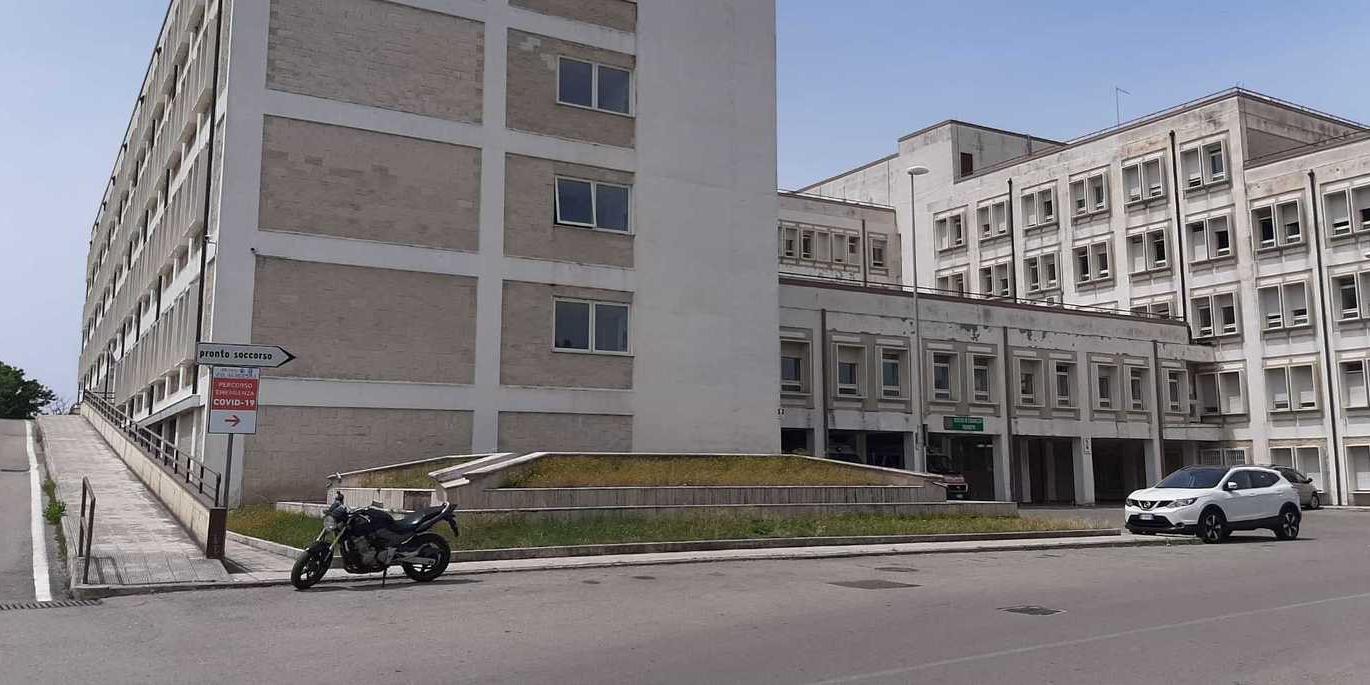 Covid hospital Agropoli: scontro politico su aumento decessi. Ora sono 15