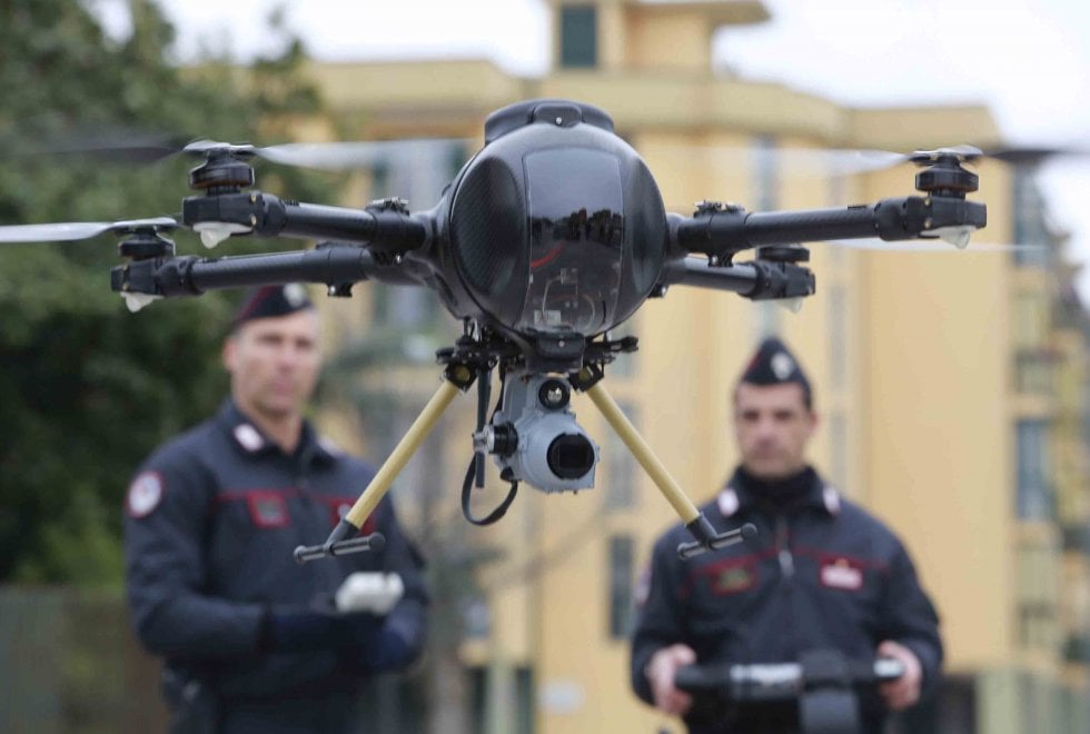 Cilento, oggetti rubati ritrovati con il drone in un canale