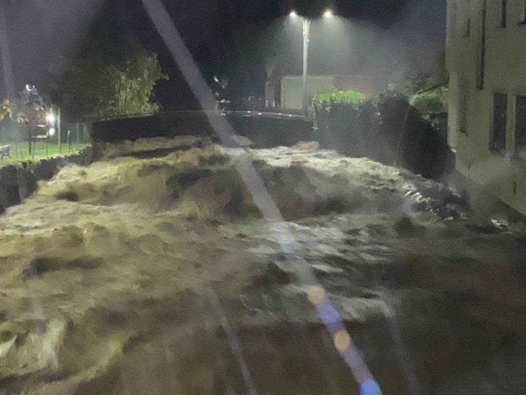 Bomba d’acqua sul Cilento, torna l’incubo frane e allagamenti