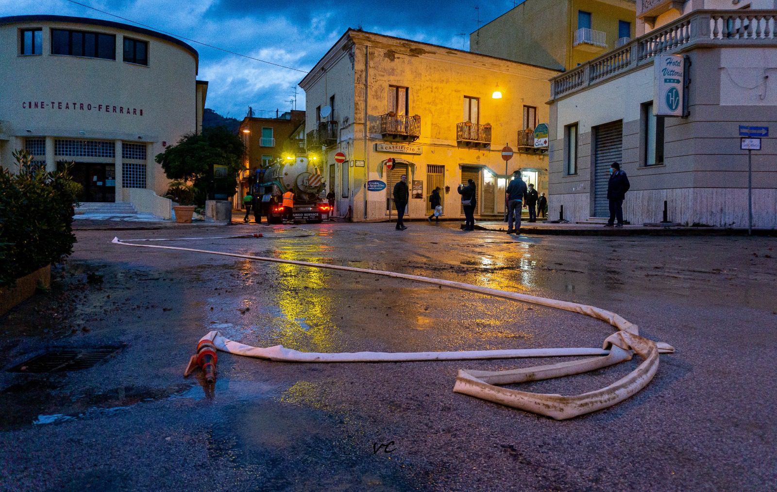 Maltempo a Sapri, si torna lentamente alla normalità | Foto