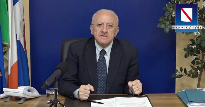 Corte Conti cita in giudizio governatore Campania De Luca