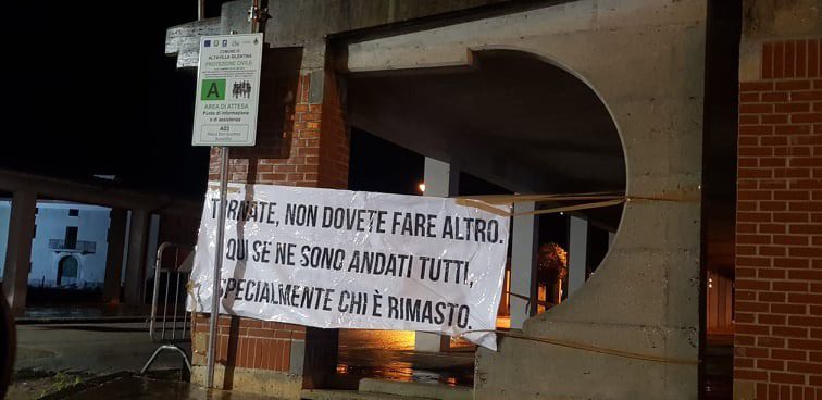 Anche sui muri di Altavilla la frase di Arminio «censurata» nel Vallo di Diano
