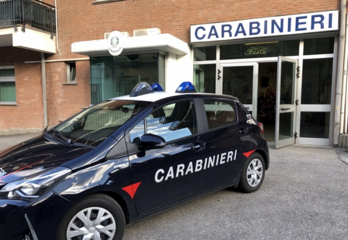 Carabinieri, maresciallo del Cilento nei guai: divieto avvicinamento moglie