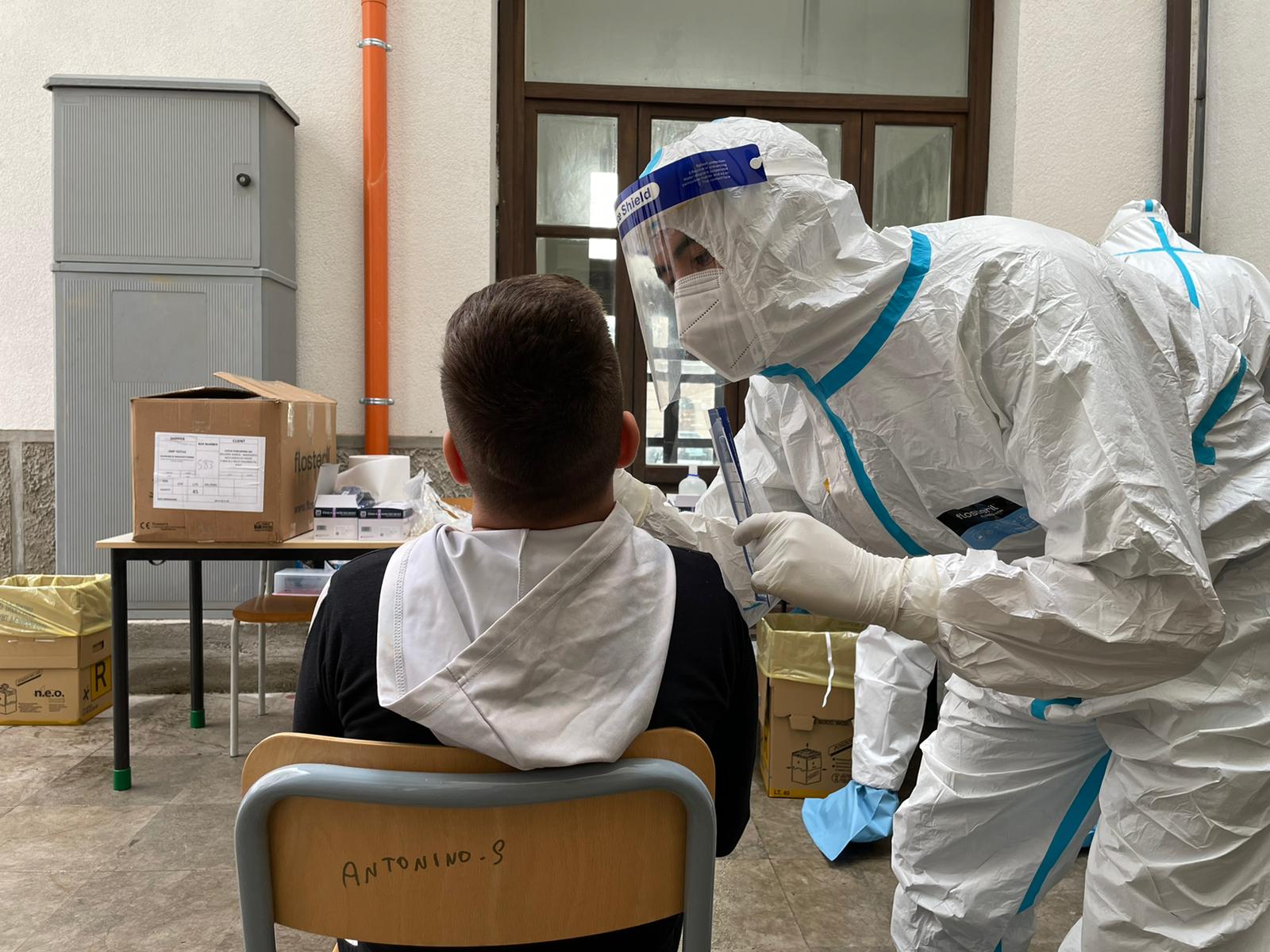 Castellabate, screening di massa nelle scuole: 4 positivi