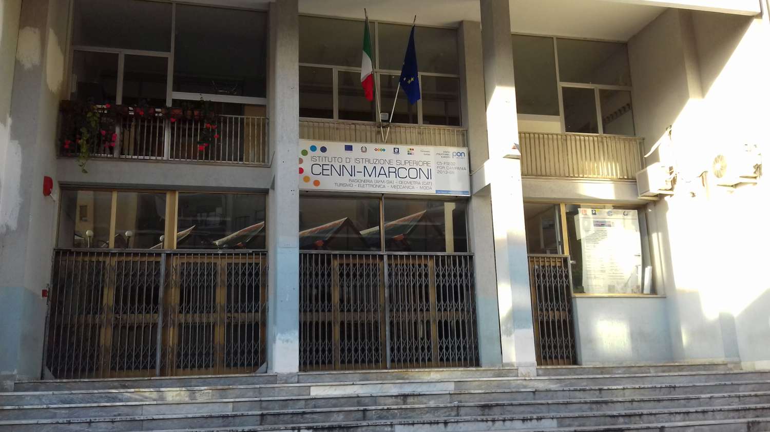 Vallo della Lucania, contagio a scuola: chiusa la classe