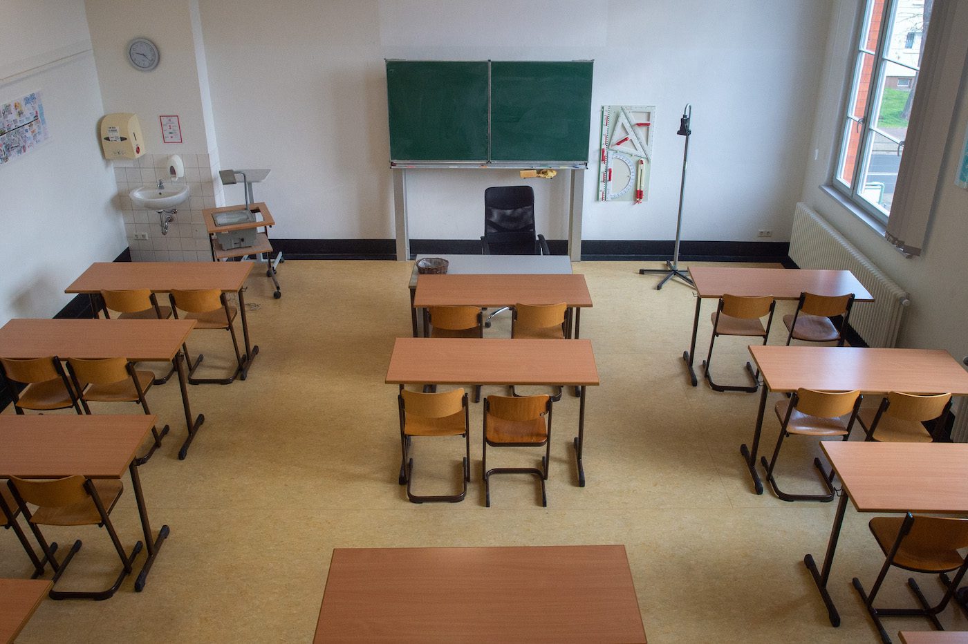 Campania, coordinamento scuole aperte: «Piove sul bagnato»