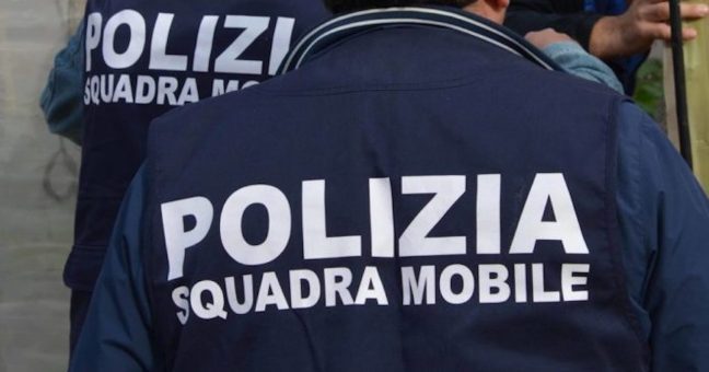 Droga, smantellata organizzazione nel salernitano: 45 nei guai