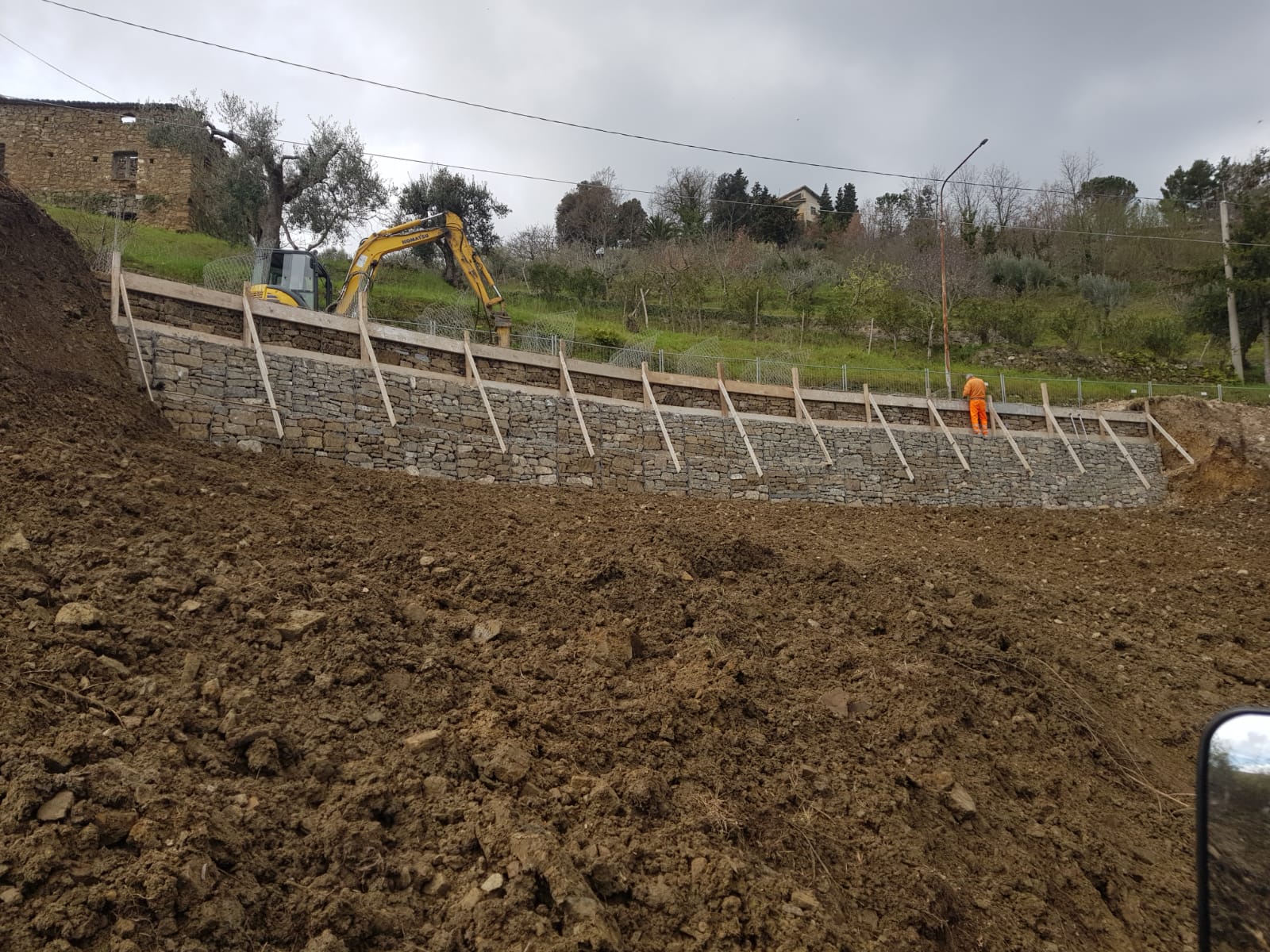 Frana a Cicerale, si lavora per ripristinare la strada