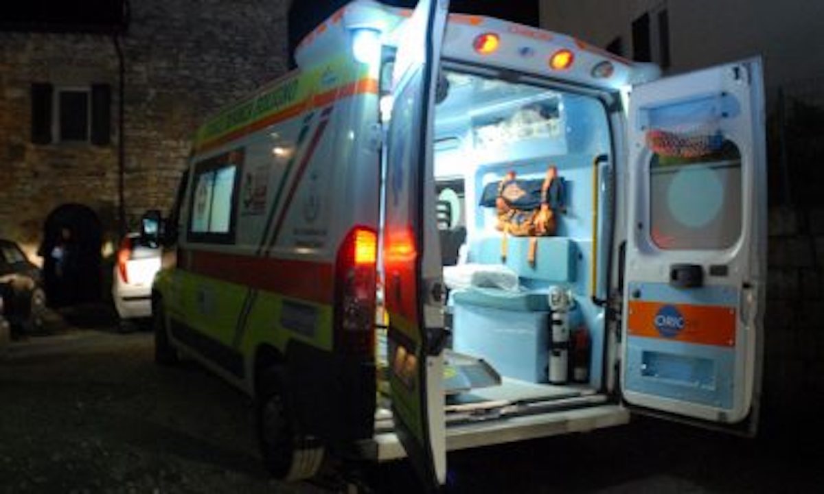 Tragedia nel Cilento, ragazzino di 13 anni trovato morto nel letto