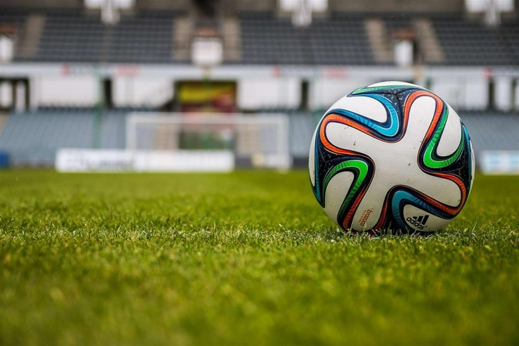 Covid colpisce lo Sporting Sala Consilina: 9 giocatori positivi