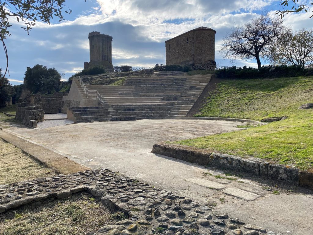 Teatro greco romano di Velia: ora è accessibile