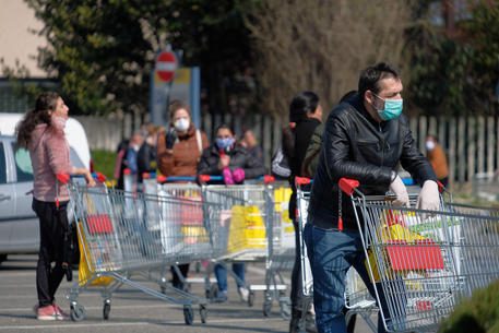 Confesercenti scende in Piazza: «Crisi sempre più drammatica»