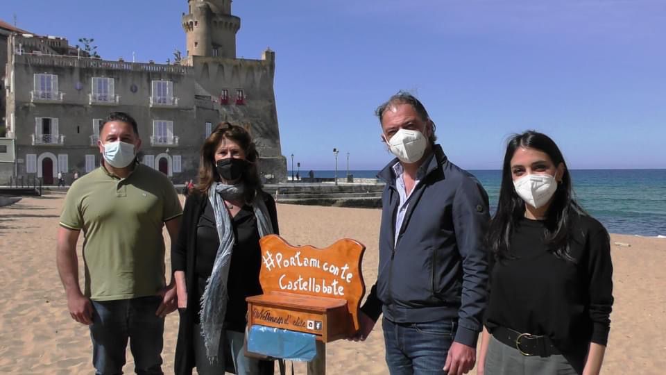 «Portami con te», l’iniziativa green sulle spiagge di Castellabate per raccogliere i rifiuti