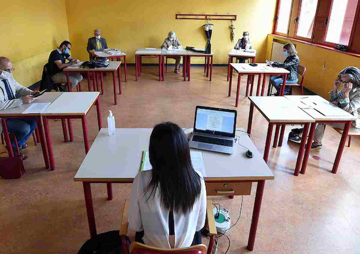 Campania, maturità: via agli esami per 70mila studenti