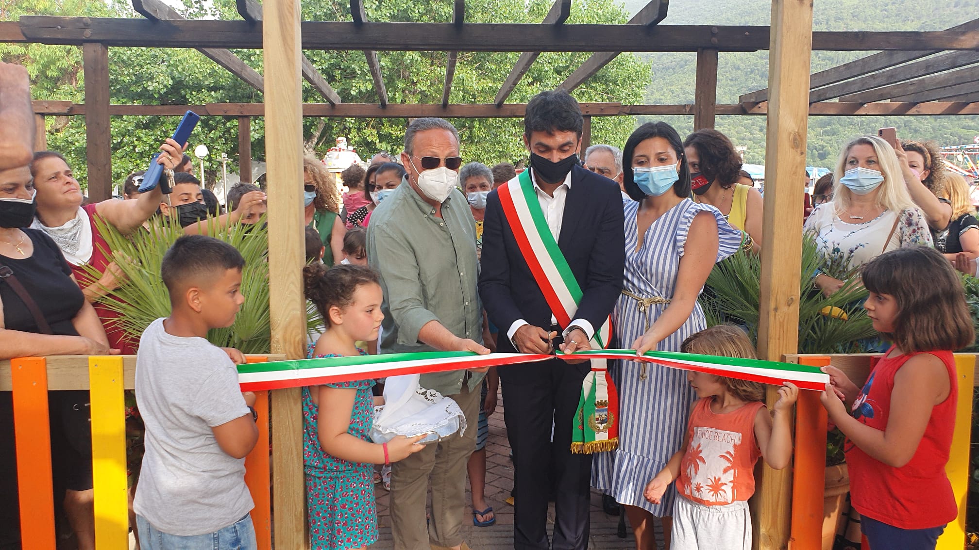 Sapri, inaugurato il parco giochi “La tana dei cuccioli”