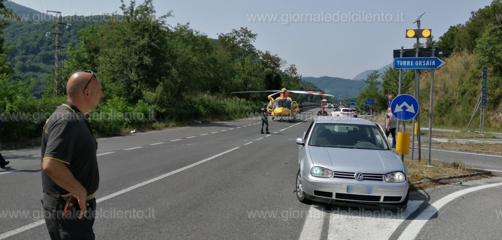 Grave incidente sulla Bussentina, motociclista perde un braccio