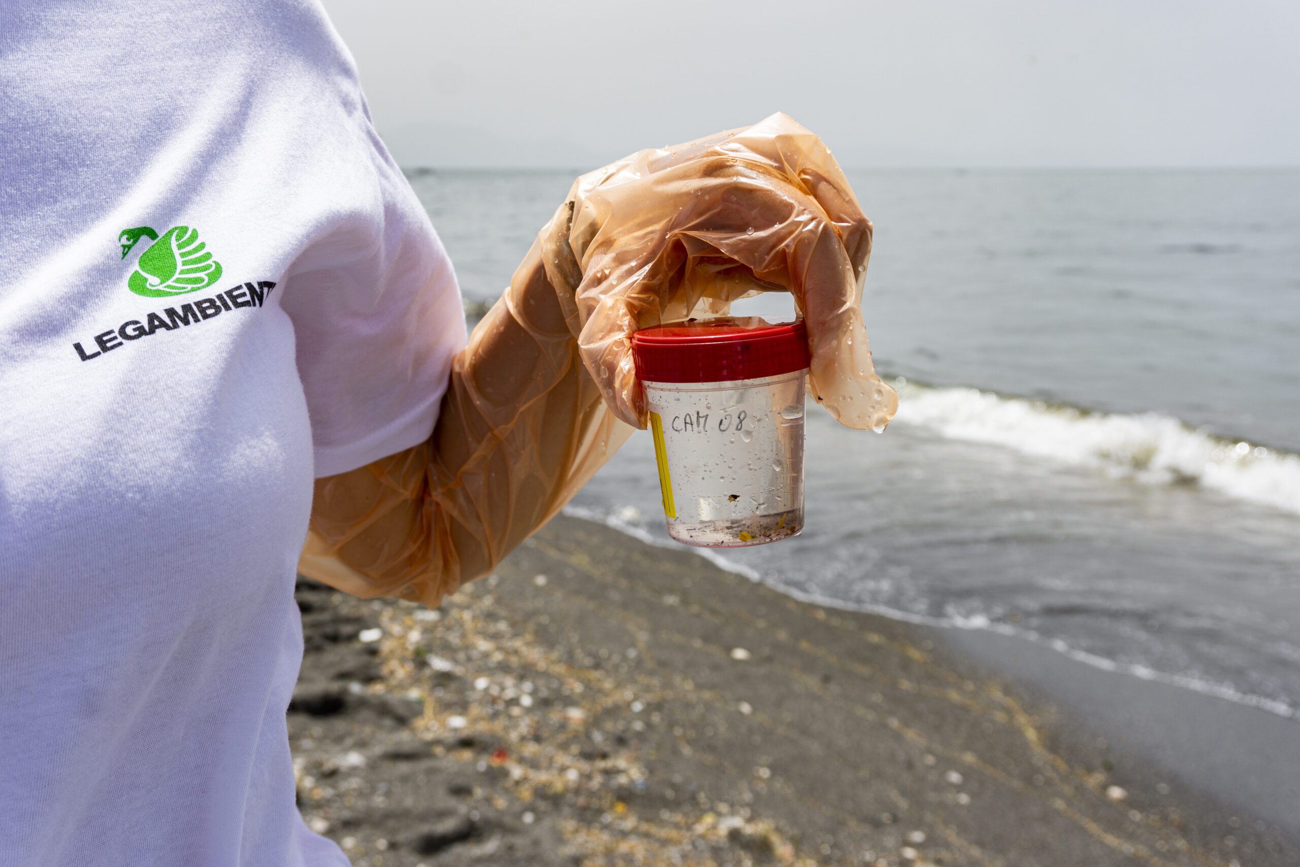 Goletta Verde: «In tre punti il mare è inquinato nella zona dell’Alto Cilento»