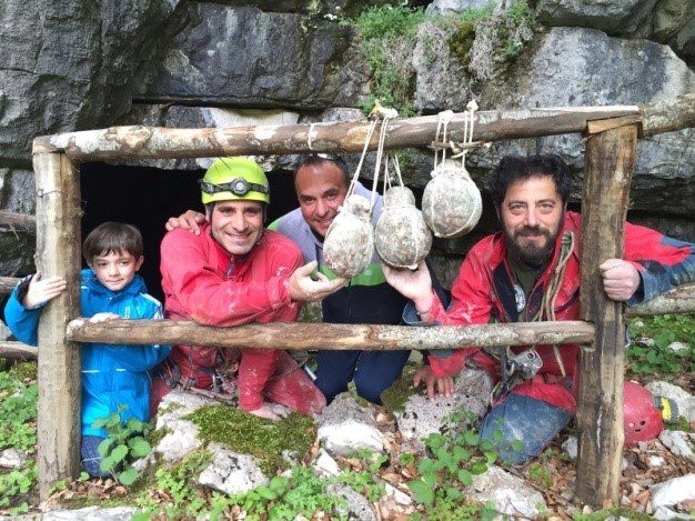 Monte Cervati, il rifugio Casa del Peraino come presidio culturale in quota: al via il crowdfunding