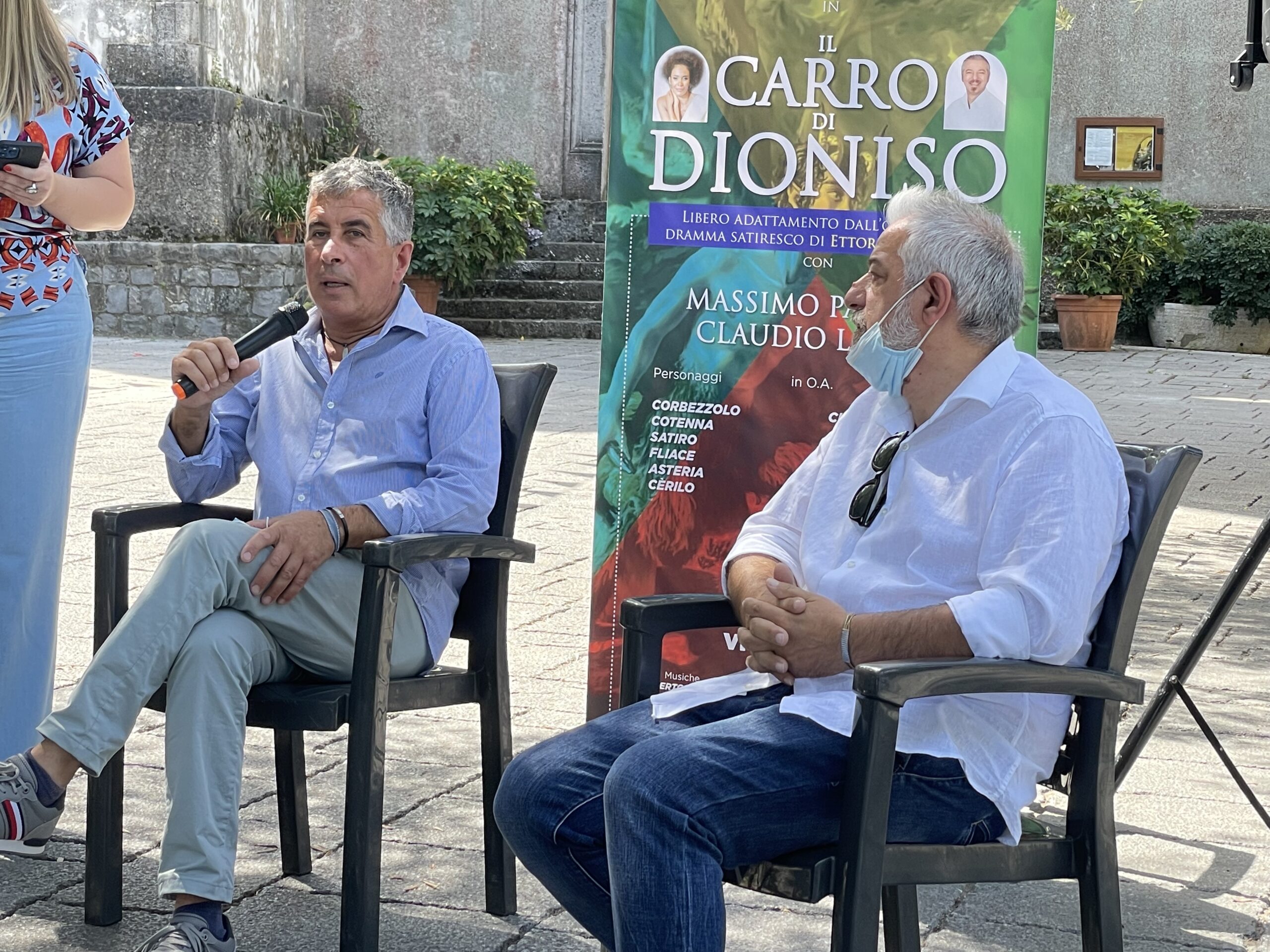 Il teatro classico nel sito archeologico di Roccagloriosa e con il videomapping in giro per l’Italia