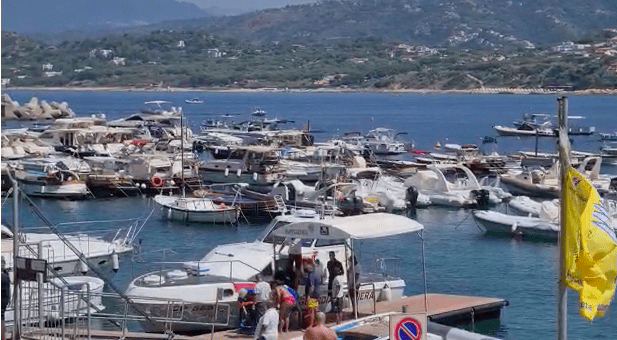 Palinuro, turista perde ossigeno durante un’immersione: salvato dalla Guardia costiera