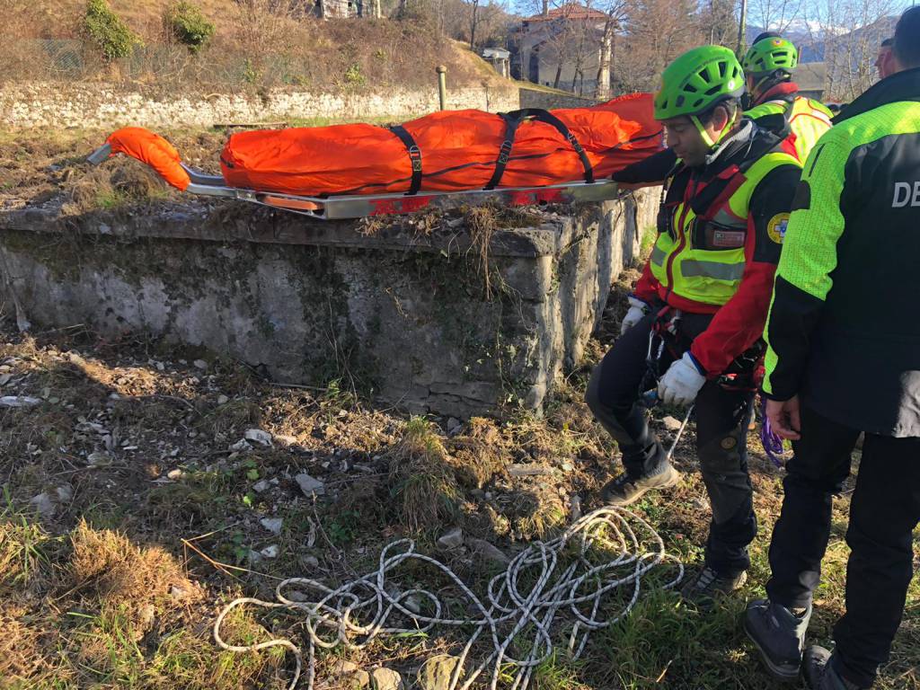 Cilento, cade nel torrente: muore imprenditore