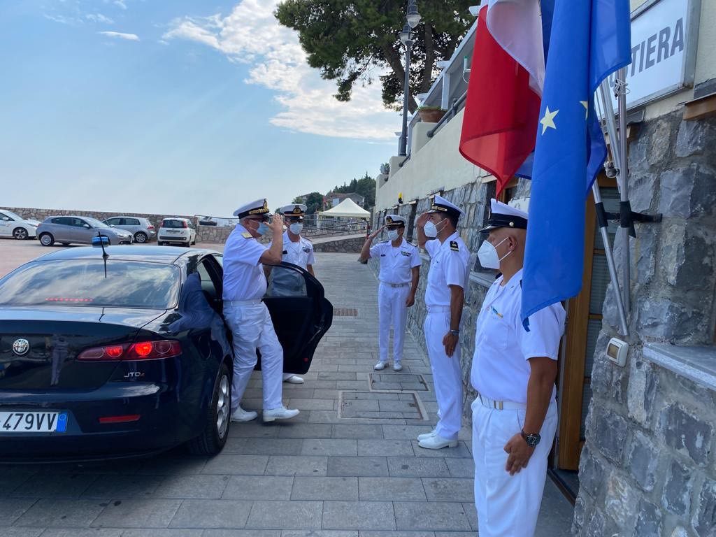 Guardia Costiera, direttore marittimo della Campania in visita nei Circondari di Palinuro e Agropoli