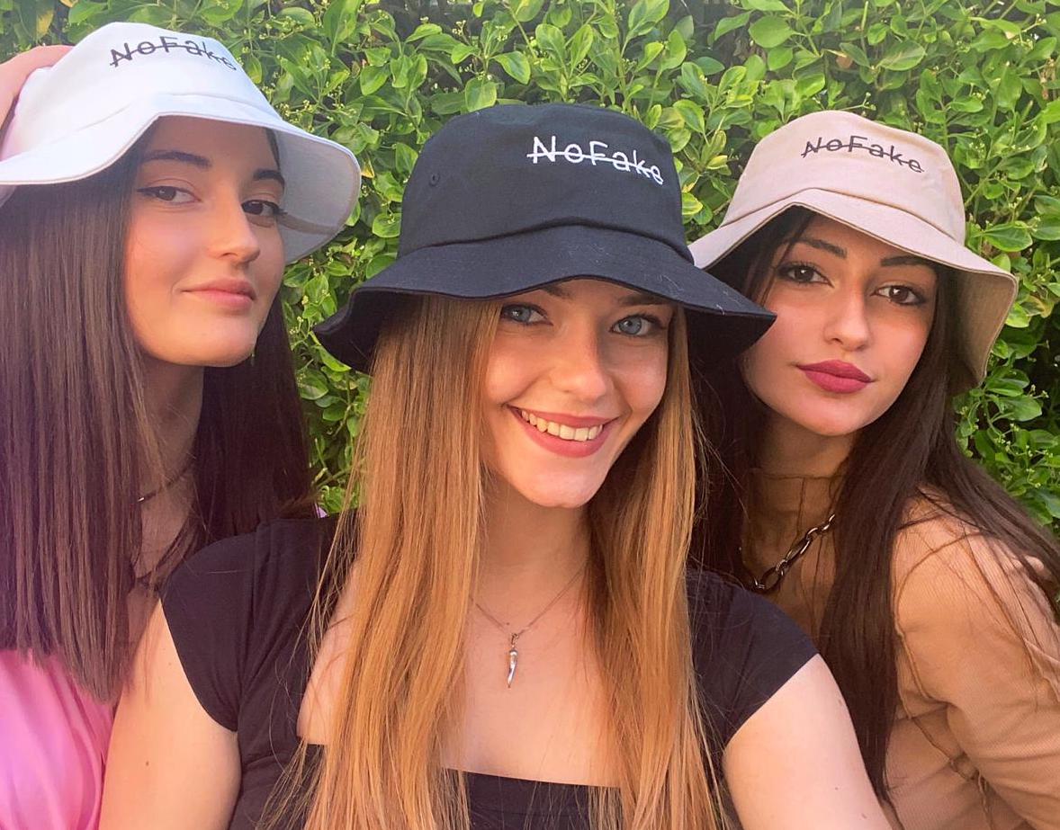 “Ziaenipoti”, le 3 ballerine di Padula che spopolano su Tik Tok