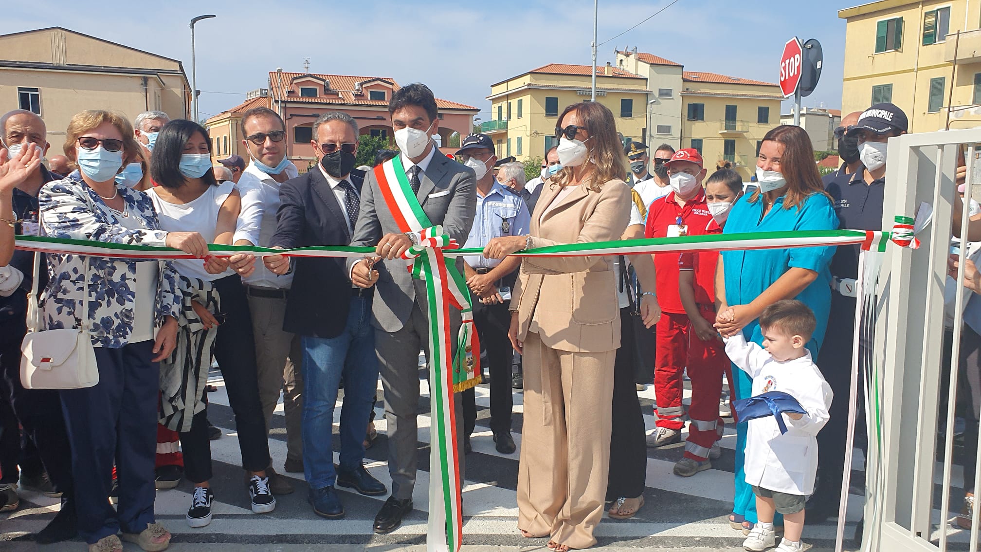 Sapri, rinasce la “Dante Alighieri”: inaugurata la nuova scuola | FOTO