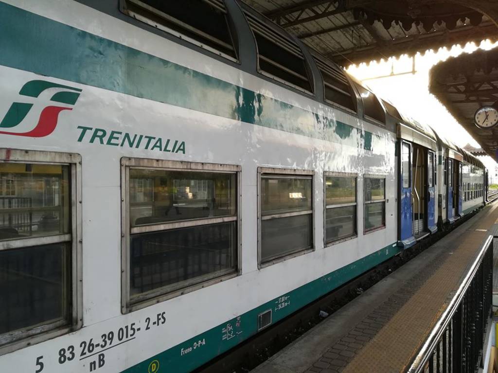 Savona, difende capotreno: dirigente di Polizia originario di Teggiano picchiato