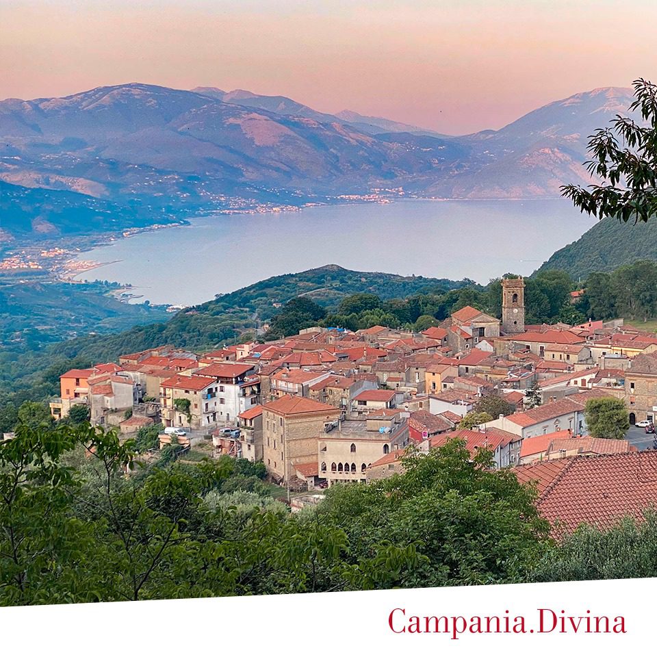 “Campania Divina” al 58° TTG Travel Experience di Rimini