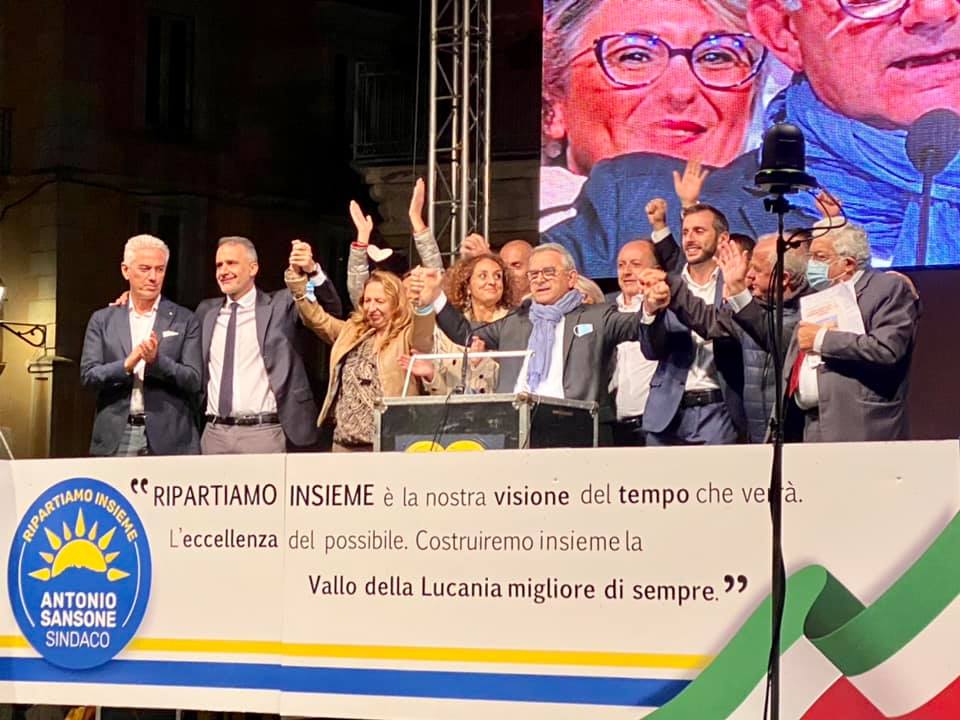 Elezioni, Vallo della Lucania: Sansone schiacciasassi. Sfonda il 65%