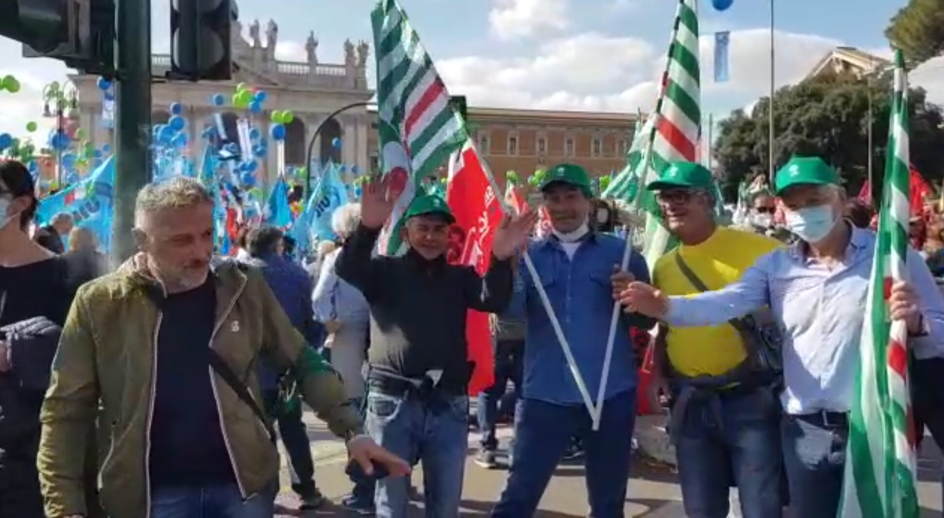 Roma, anche il Cilento alla manifestazione antifascista di Cgil, Cisl e Uil