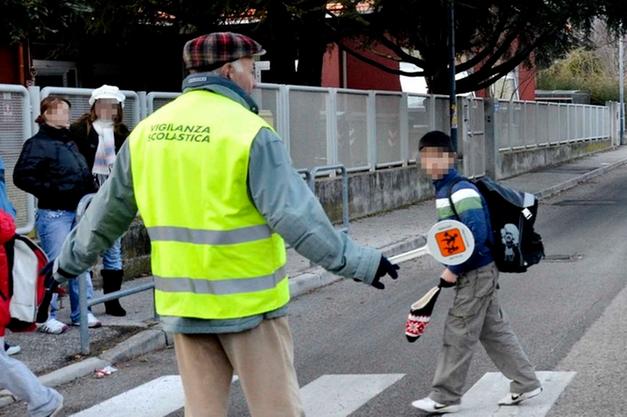 Agropoli, tornano i nonni vigili: si cercano 30 volontari