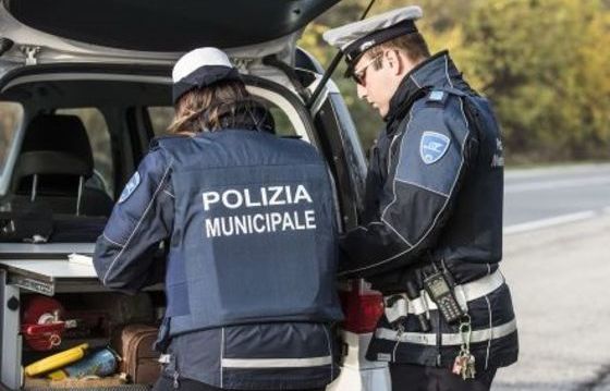 Polla, nuovo regolamento di Polizia urbana: introduce il Daspo